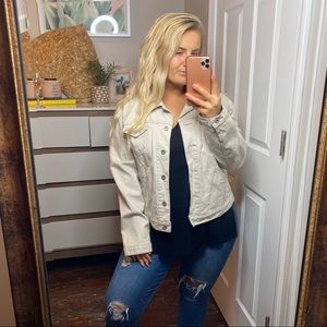 Vintage Levi’s Trucker Jacket L